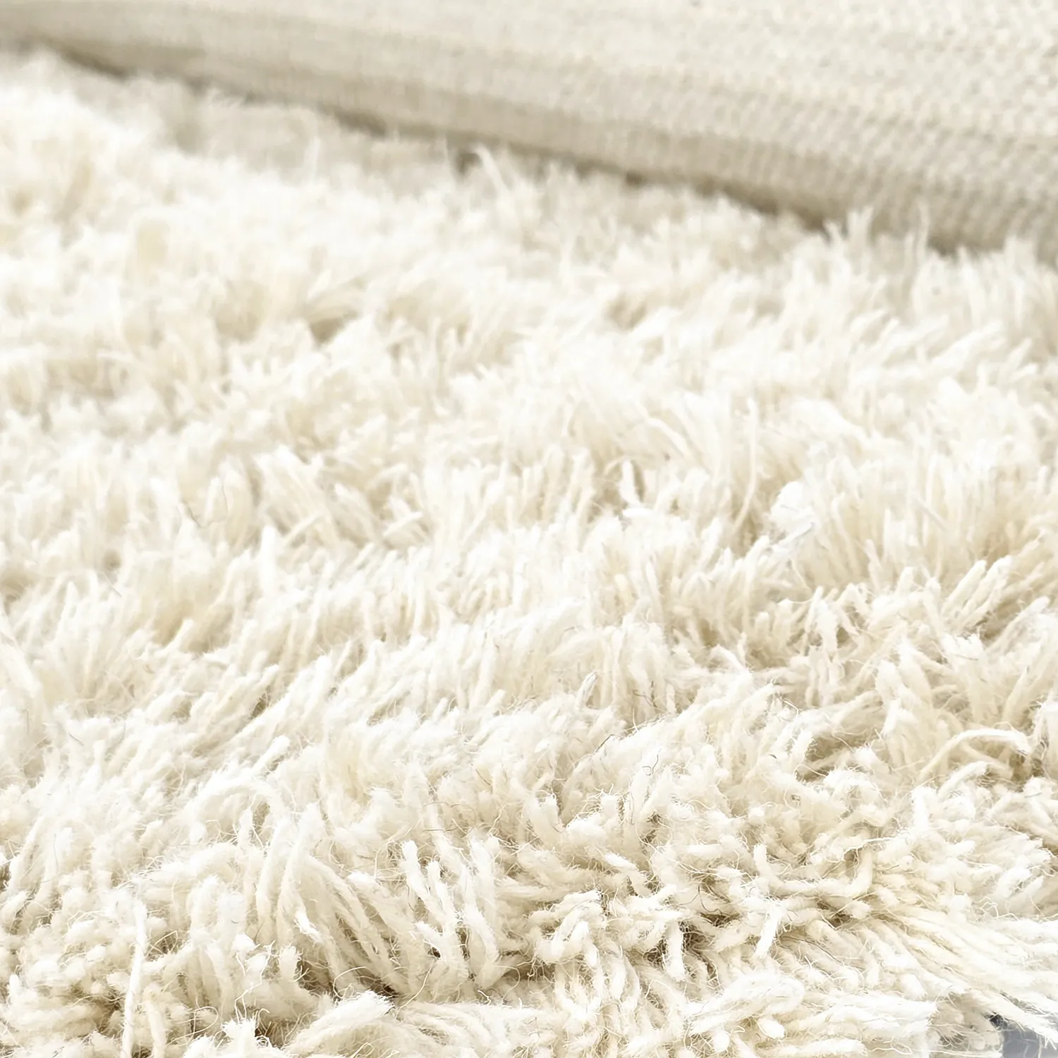Rond vloerkleed - Fassale Hand Woven Wool Shaggy (wit)