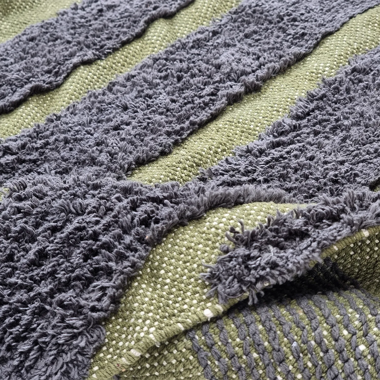 Hoogpolig vloerkleed - Callista Natural Cotton Shaggy (zwart/groen)