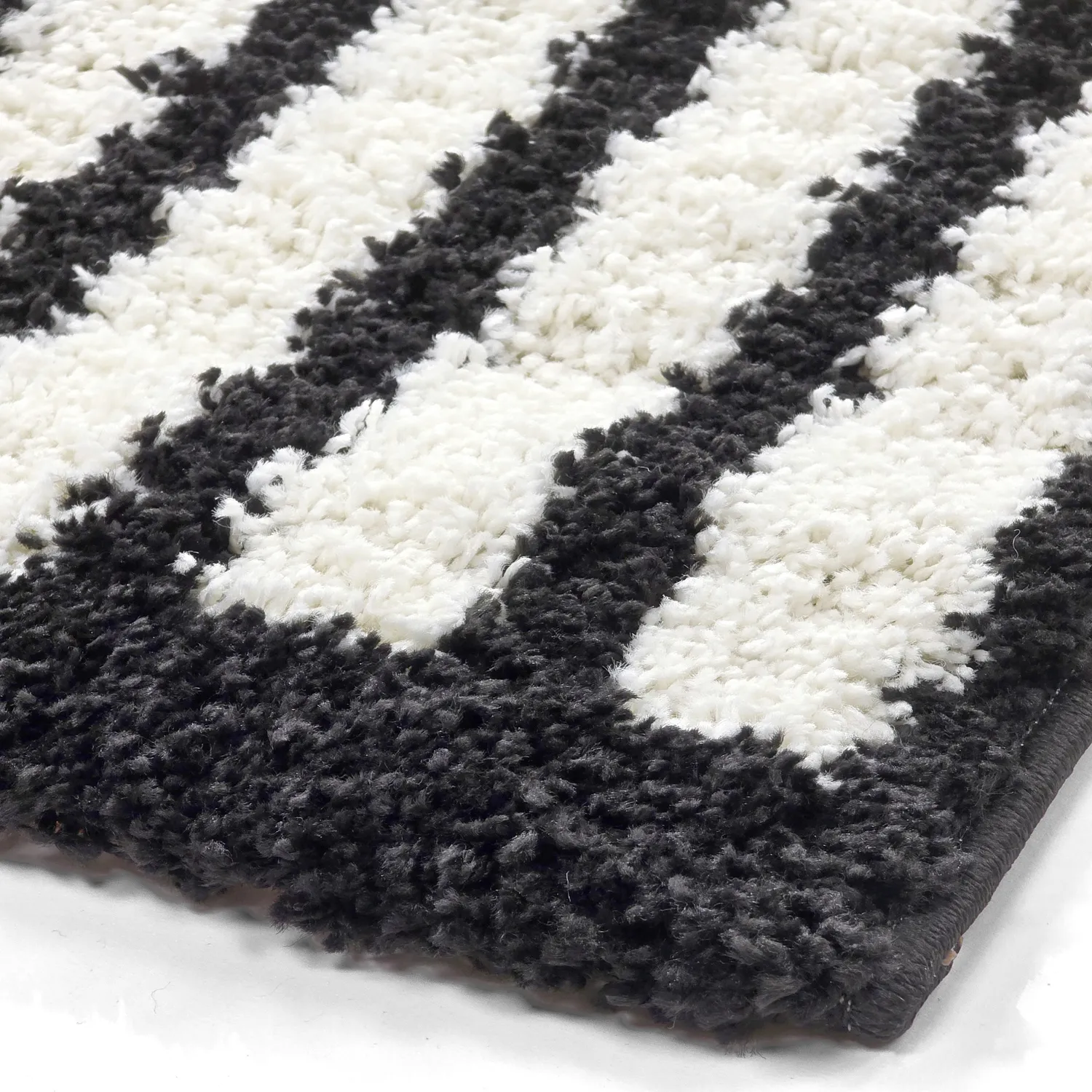 Hoogpolig vloerkleed - Cluny (wit/zwart)