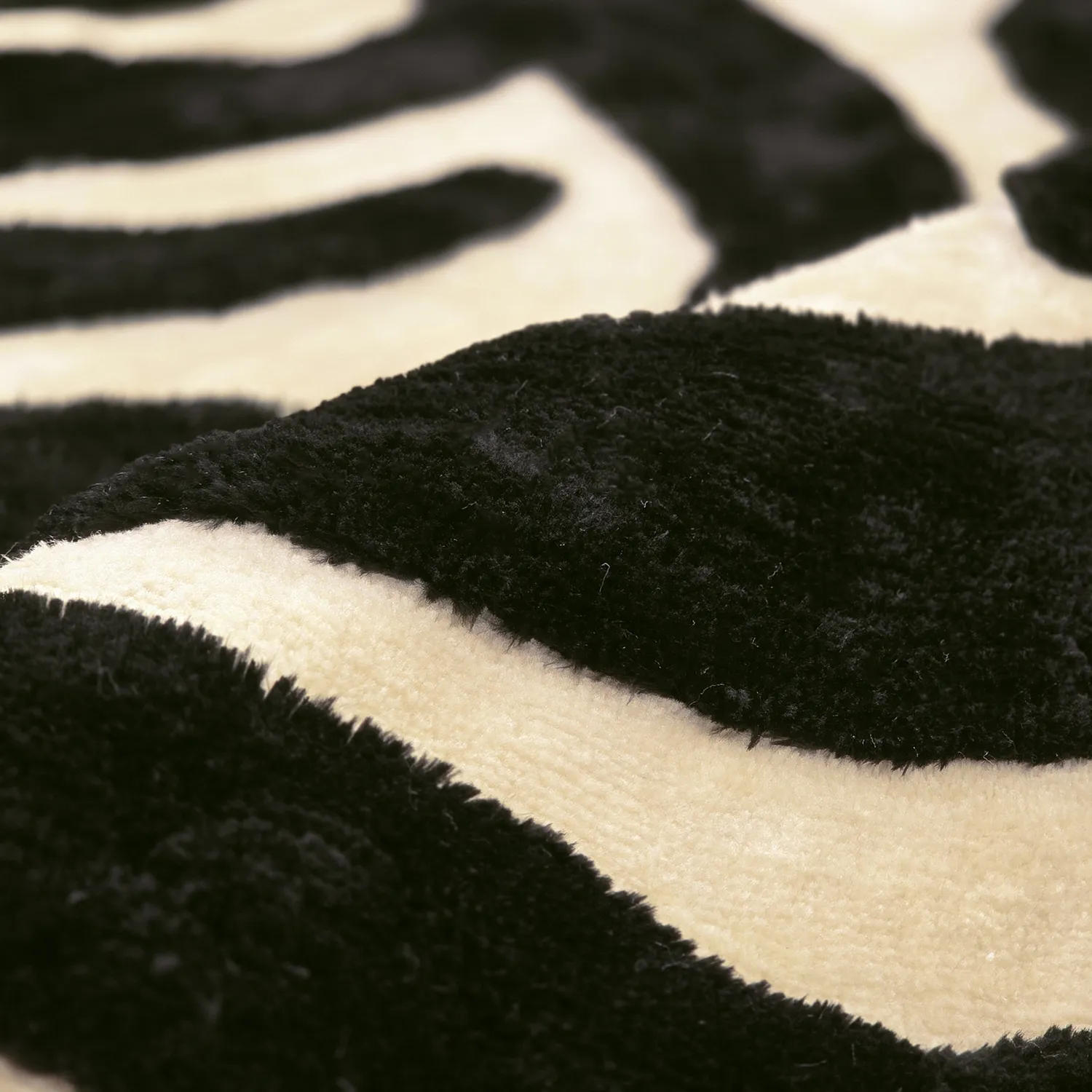 Hoogpolig vloerkleed - Fergana (crème/zwart)