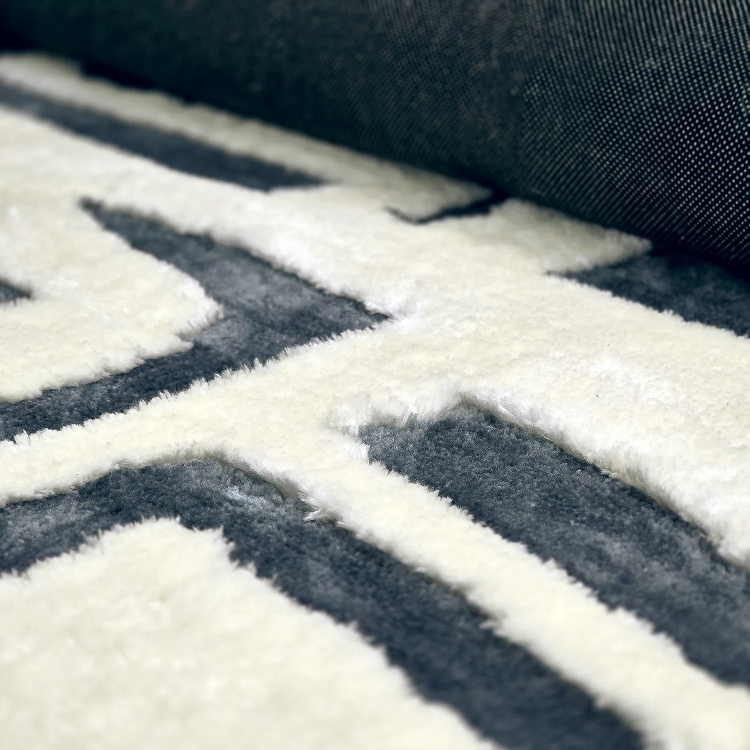 Hoogpolig vloerkleed - Palmyra (wit/marineblauw)