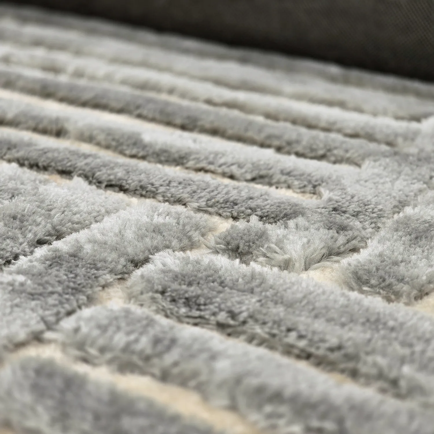 Hoogpolig vloerkleed - Tyros (crème/grijs)