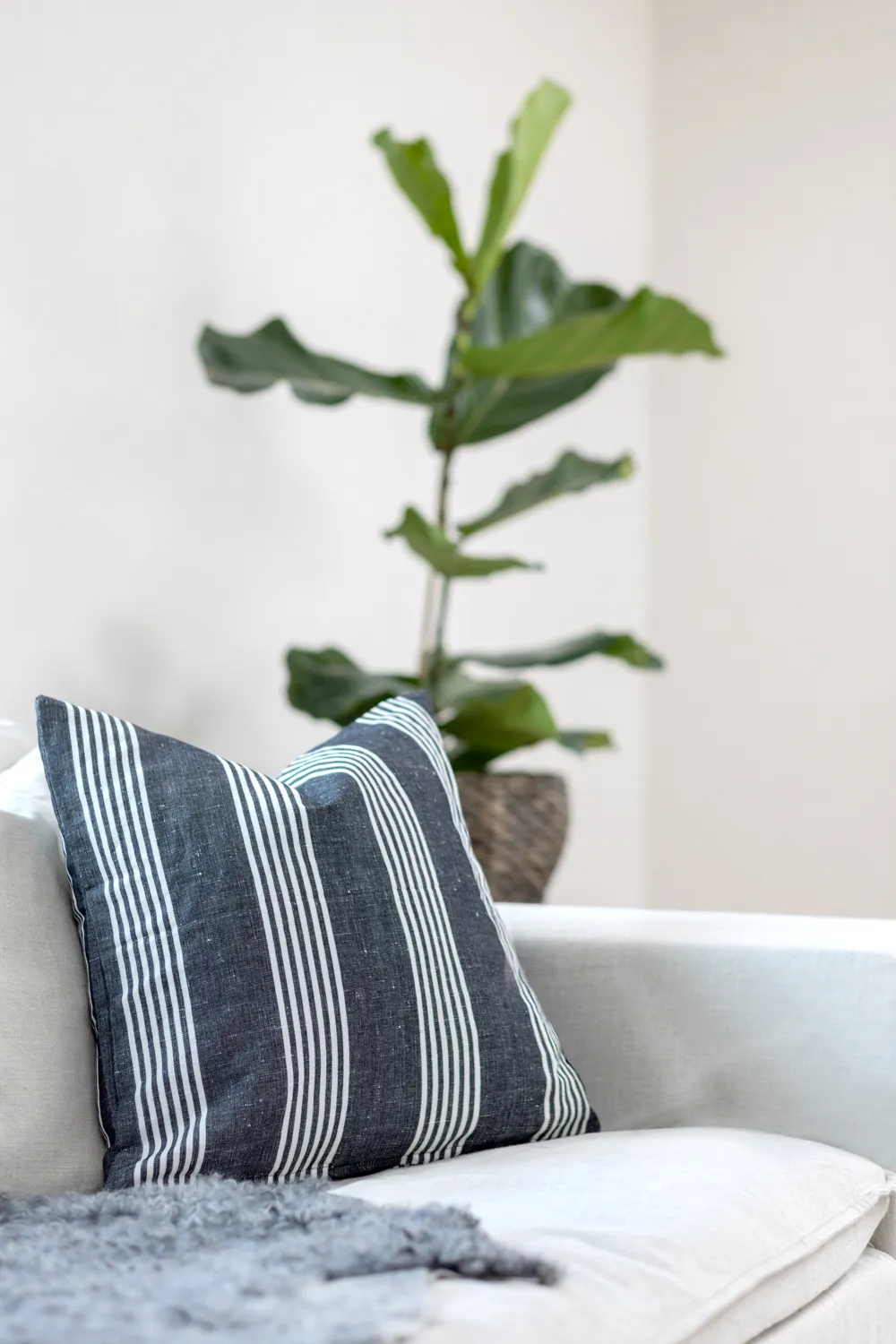 Kussensloop - Theresa (zwart)