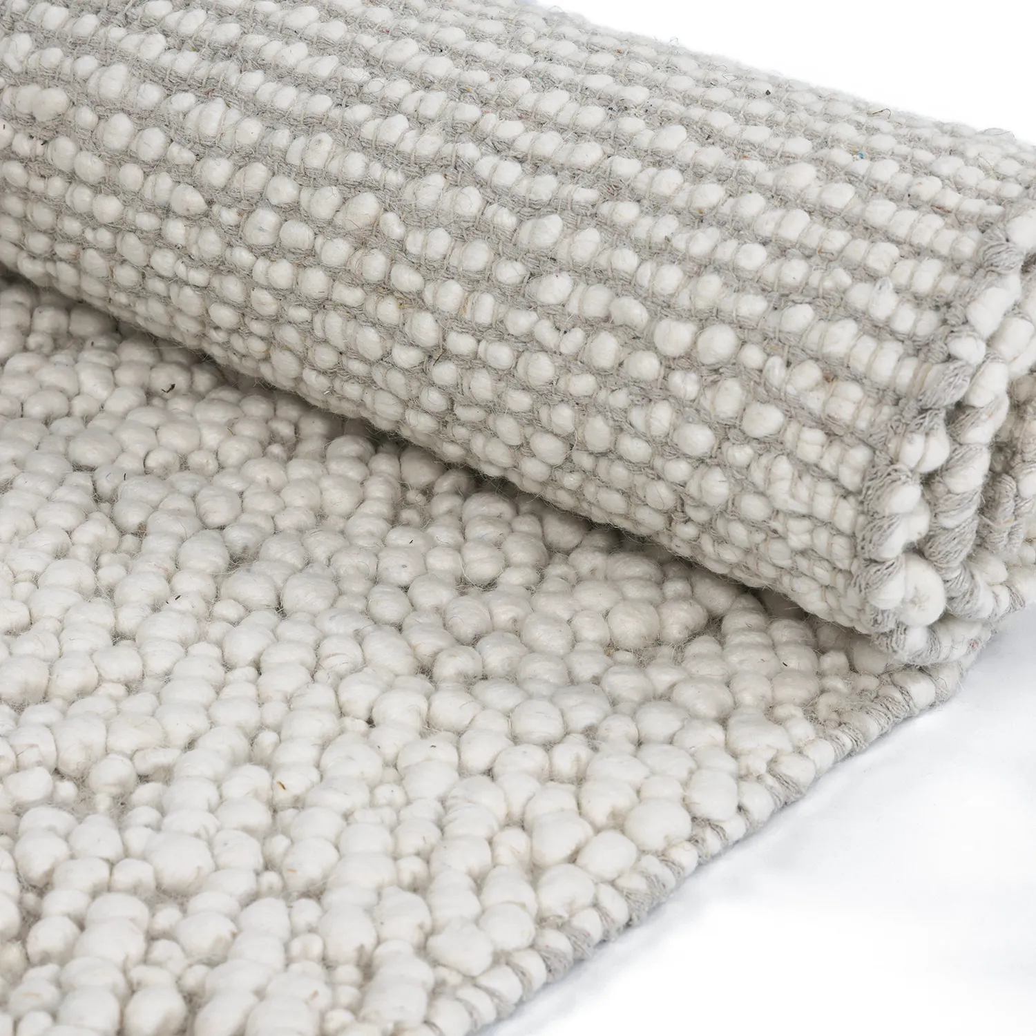 Wollen-vloerkleed - Sala Irregular Wool Bubble (room)