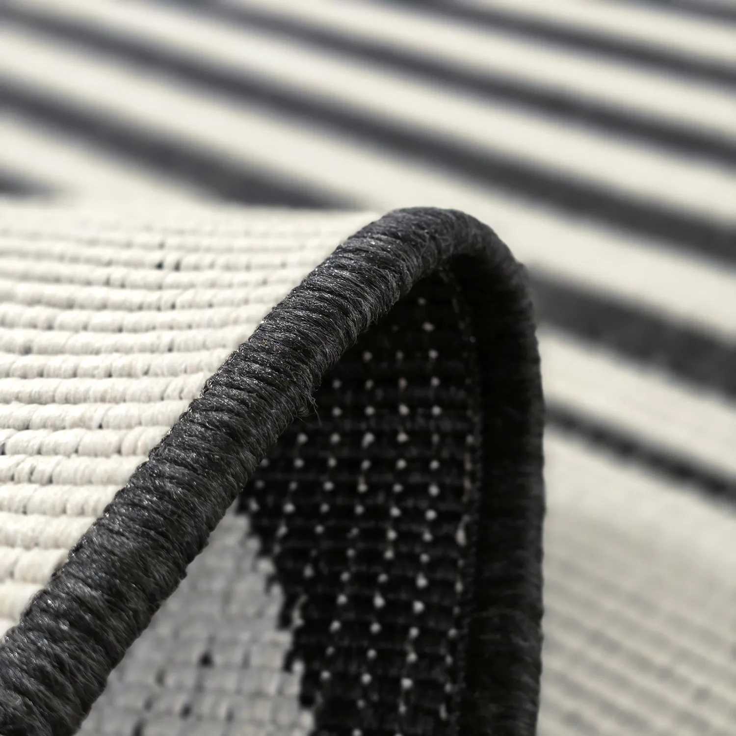 Vloerkleden voor binnen en buiten - Aurora (zwart/wit)