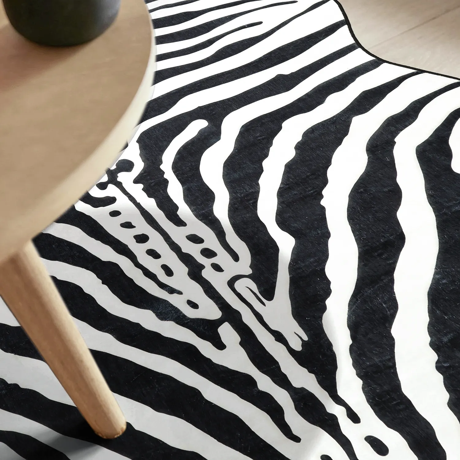 Golvend Wilton-tapijt - Zebra (zwart/wit)