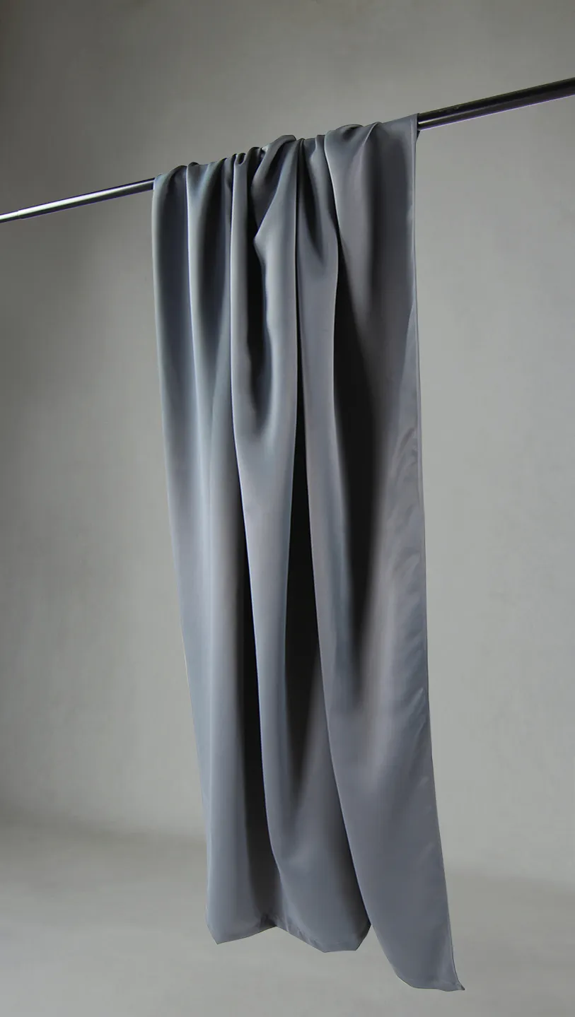 Gordijnen - Verduisteringsgordijnen Alina (donker grijs)